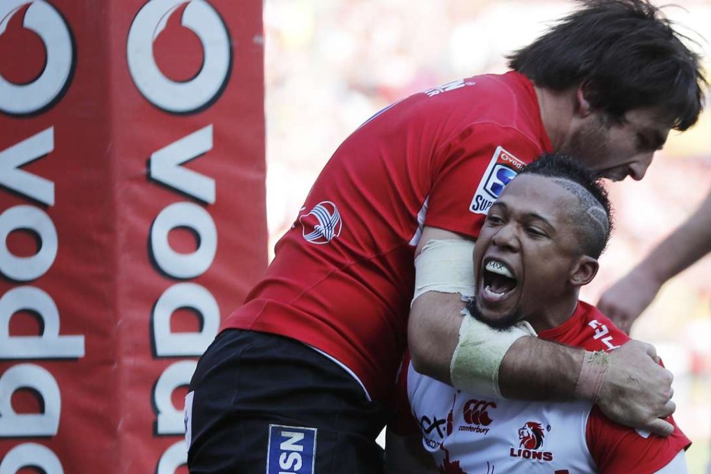 Elton Jantjies (right) celebrates with team-mate Warwick Tecklenburg. Photo: AP