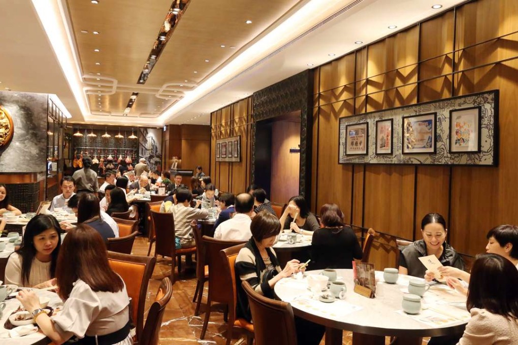 Diners at Yung Kee Restaurant in Central. Photo: SCMP Pictures