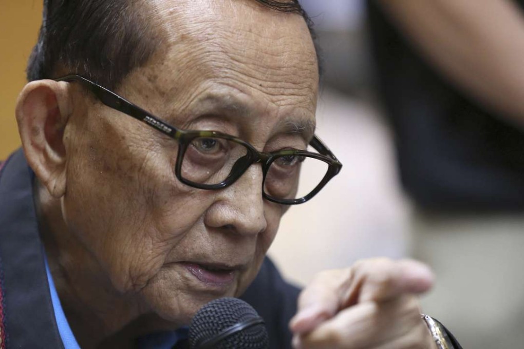 Former Philippine President Fidel Ramos meets the press in Manila before heading to Hong Kong on Monday. Photo: AP