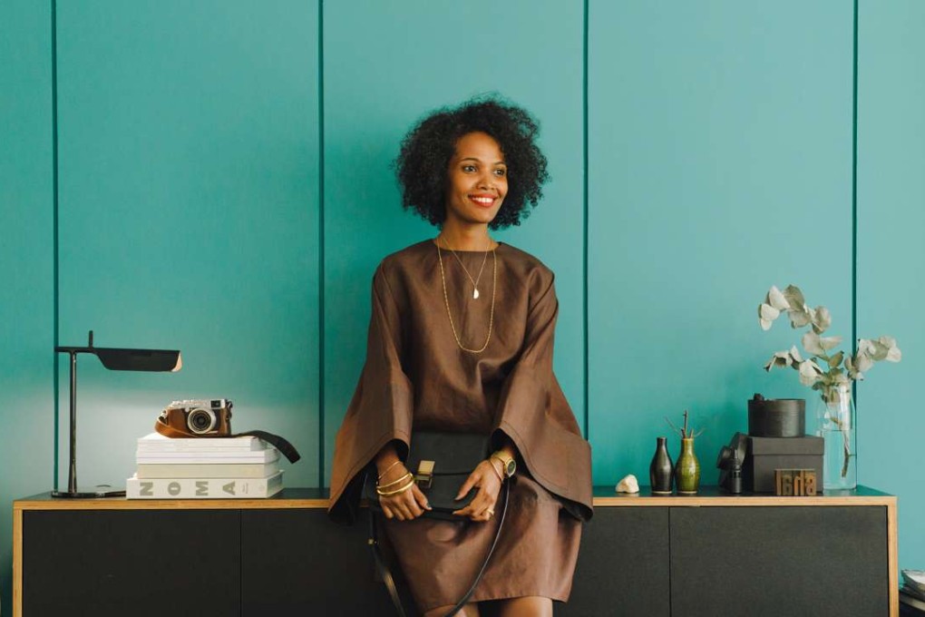 Helina Tesega, founder of Eat Ethio, wears a dress from Hong Kong’s Yat Pit; the bracelets on her right hand are by Adele Dejak, and the one on the left is from the Ethiopian Hamer tribe, while her bag is from Céline.
Photos: Fan Wu