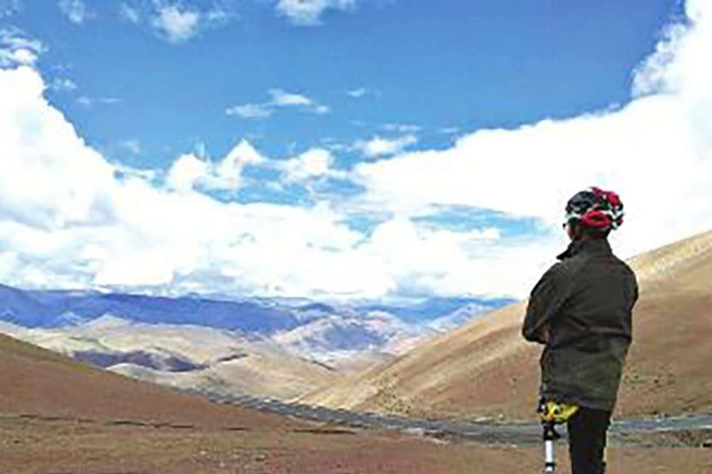 Sun Youzhi pictured on a mountain pass. Photo: Sohu.com