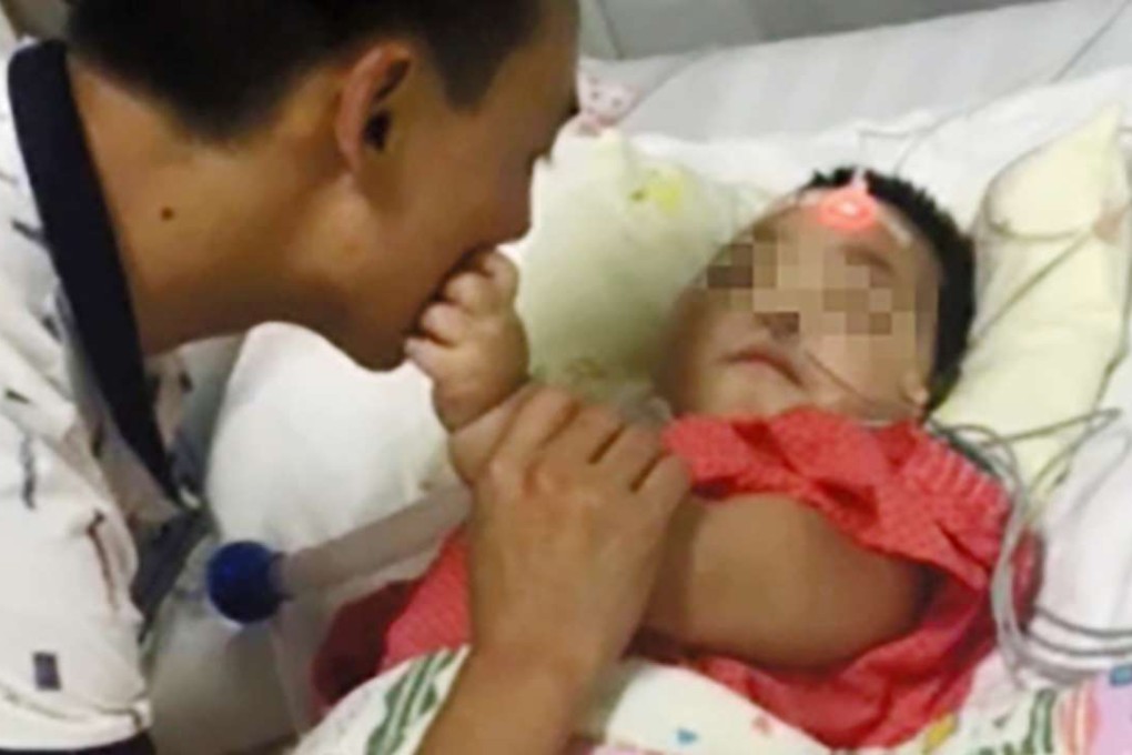 Liu Xinyi with her father. Photo: SCMP Pictures