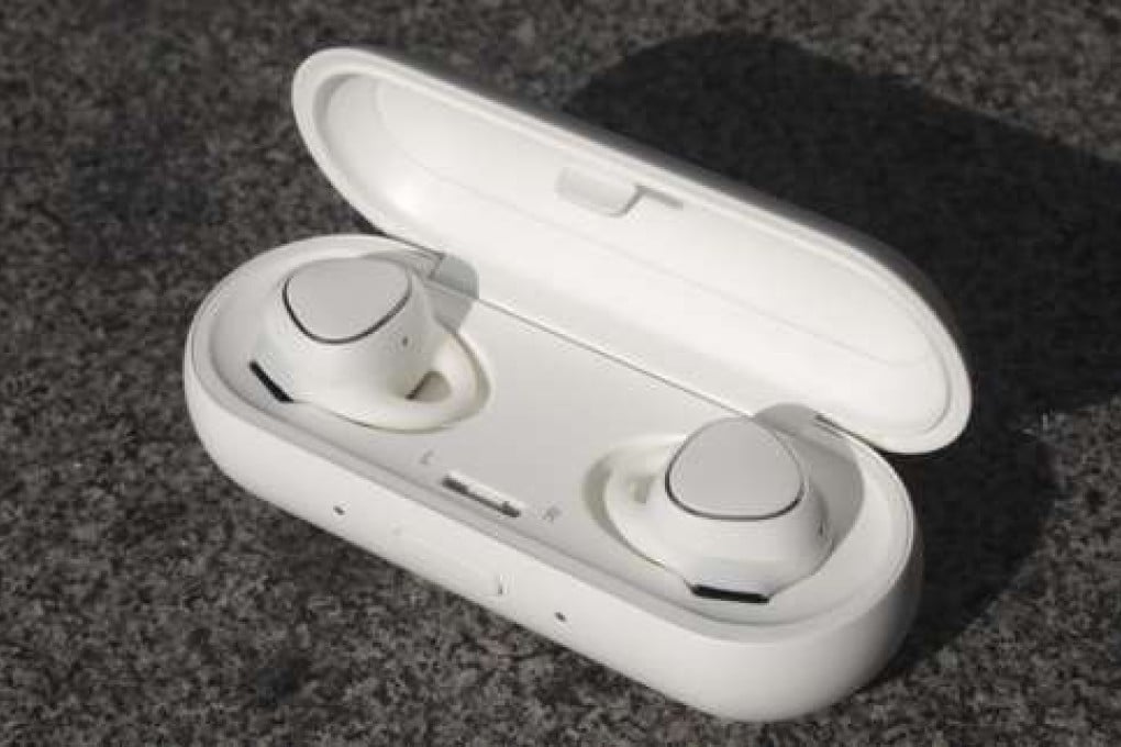 Samsung iconx swimming online