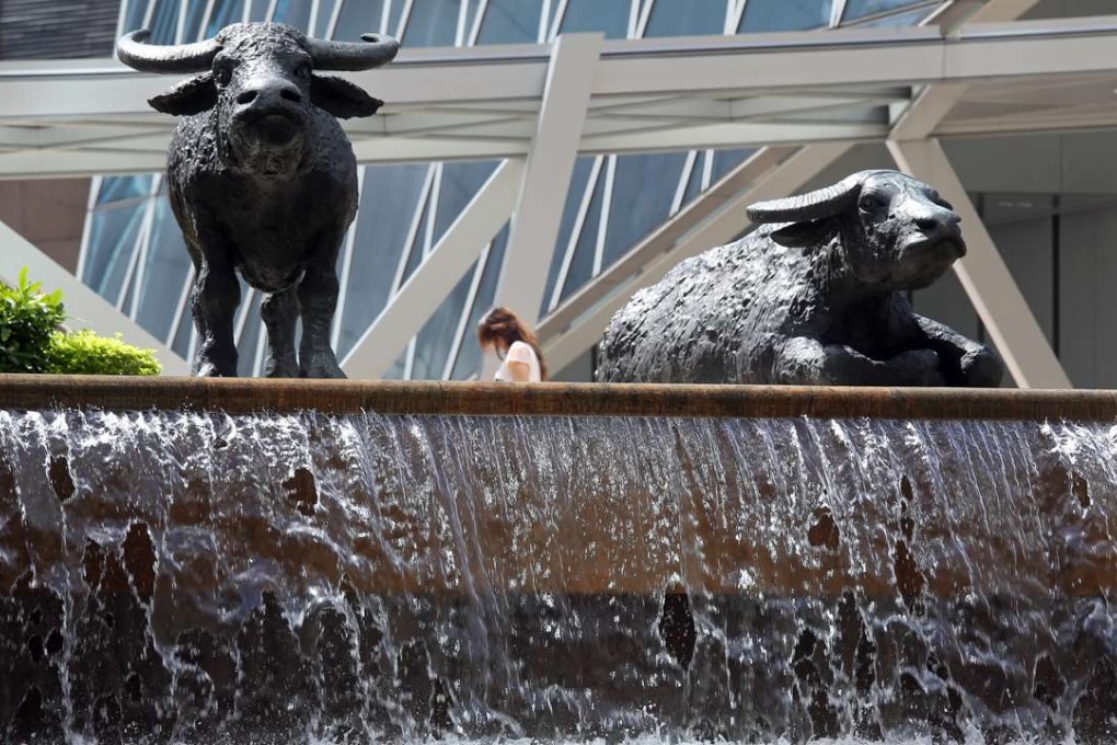 The Hong Kong Stock Exchange in Central. The Hang Seng Index closed at 22,766.91, up 0.83 per cent or 186.36 points on Friday. Photo: Dickson Lee