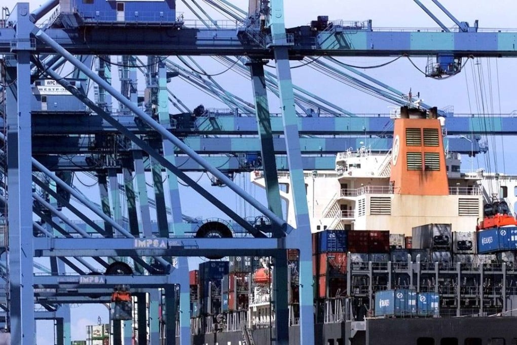 China’s trade relations with other major economies are in something of a state of flux. Photo: AP