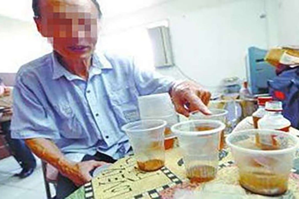 A member of the China Urine Therapy Association speaks about the benefits of drinking urine. Photo: SCMP Pictures