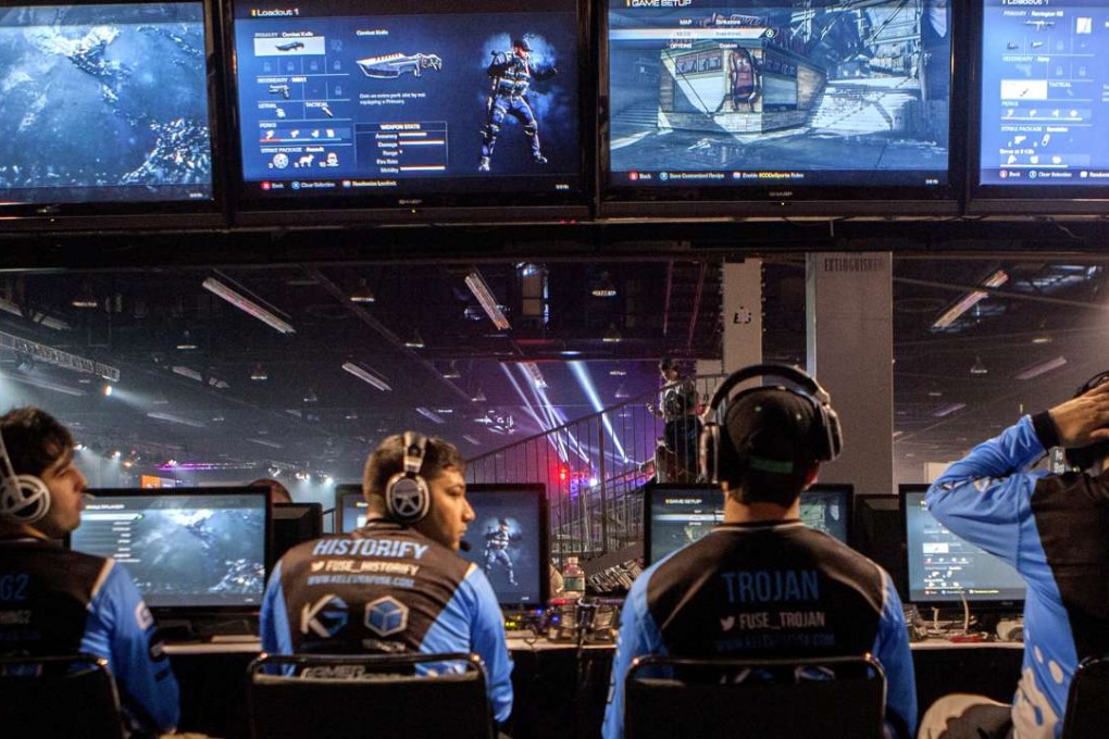 The Fuse gaming team gears up during the Major League Gaming Championships in California. More than 1,000 e-sports players took part in the event. Photo: AP