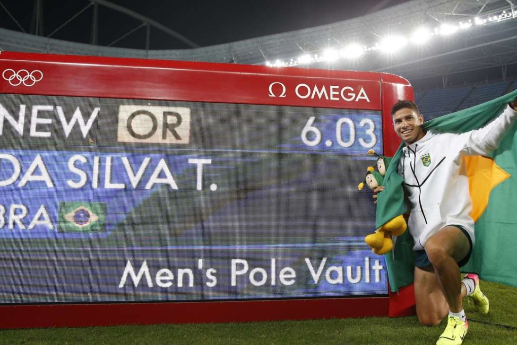 Thiago Braz da Silva of Brazil celebrates after winning the men's pole vault final. Photo: EPA