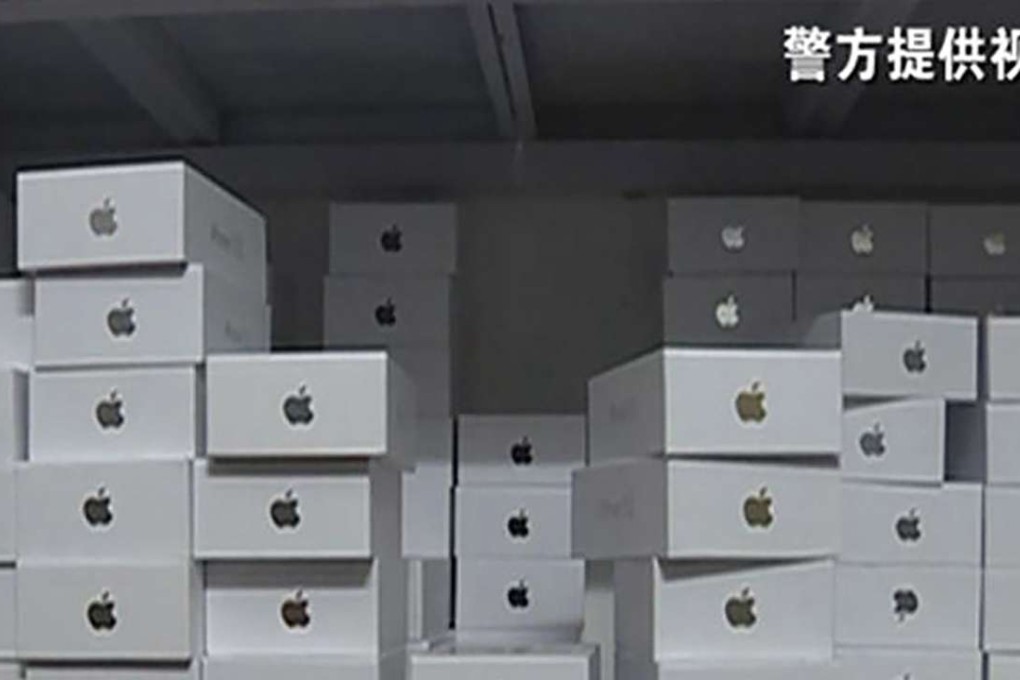 The fake iPhones seized by police in Dongguan, Guangdong province. Photo: 163.com