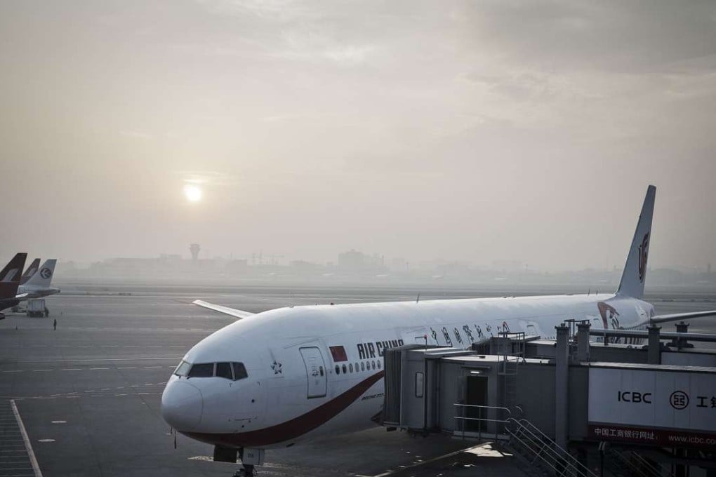 An Air China aircraft sits on the tarmac at Shanghai Hongqiao International Airport . Photo: Bloomberg