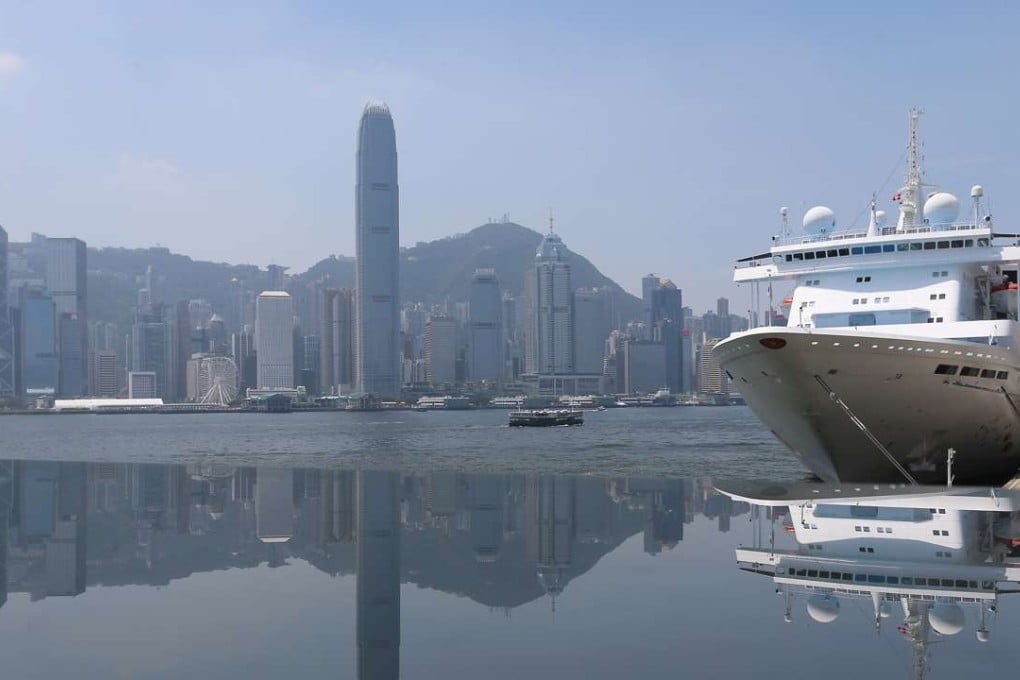 The fine and dry weather is expected to continue, according to the Observatory. Photo: K. Y. Cheng