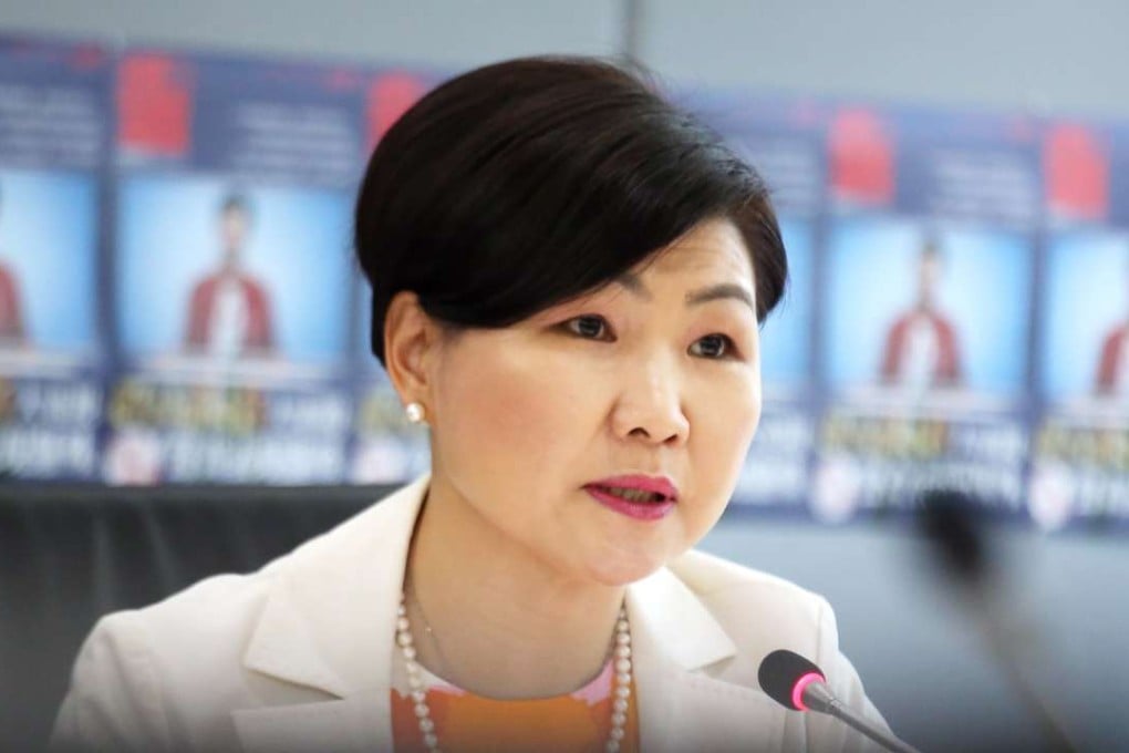 Consumer Council chief executive Gilly Wong Fung-han advised customers to go to Samsung customer service centres if they encounter problems in refunding their phonesgetting a refund for their phones through Samsung’s hotline or online inquiry channel. speaks during a Consumer Council press conference in North Point. 14SEP16 SCMP/Photo: David Wong