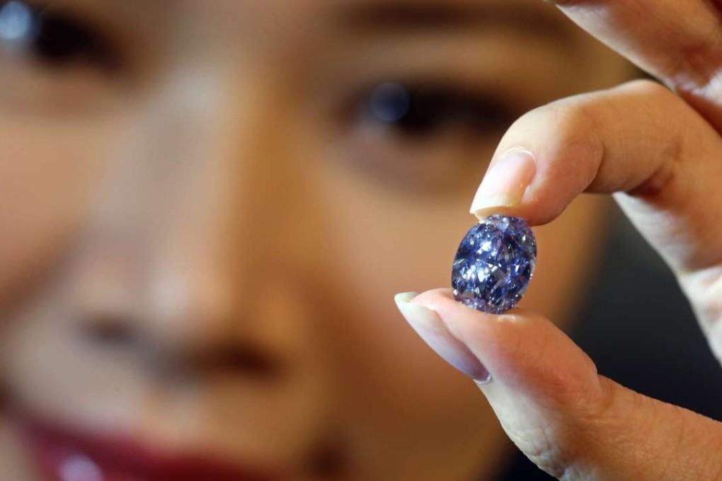 A De Beers Millennium Jewel 4 blue diamond at the Sotheby’s Gallery in Admiralty in March. Photo: Dickson Lee
