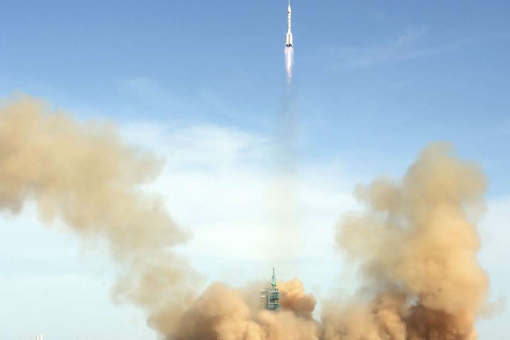 A manned flight takes off from the edge of the Gobi Desert in June 2013. Photo: AP