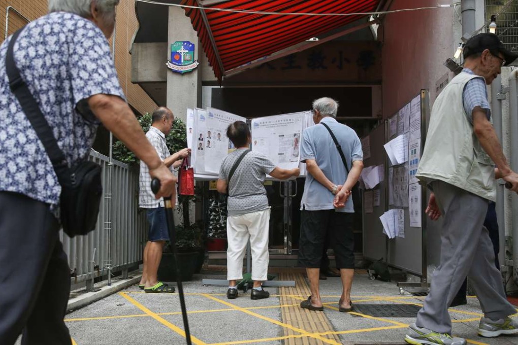 Elderly people should benefit from the one-off living allowance. Photo: Sam Tsang