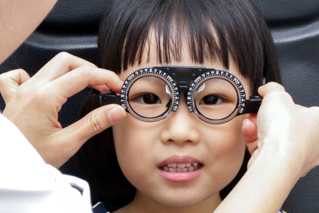 Severe myopia can lead to retinal detachment, glaucoma or cataracts. Photo: Shutterstock