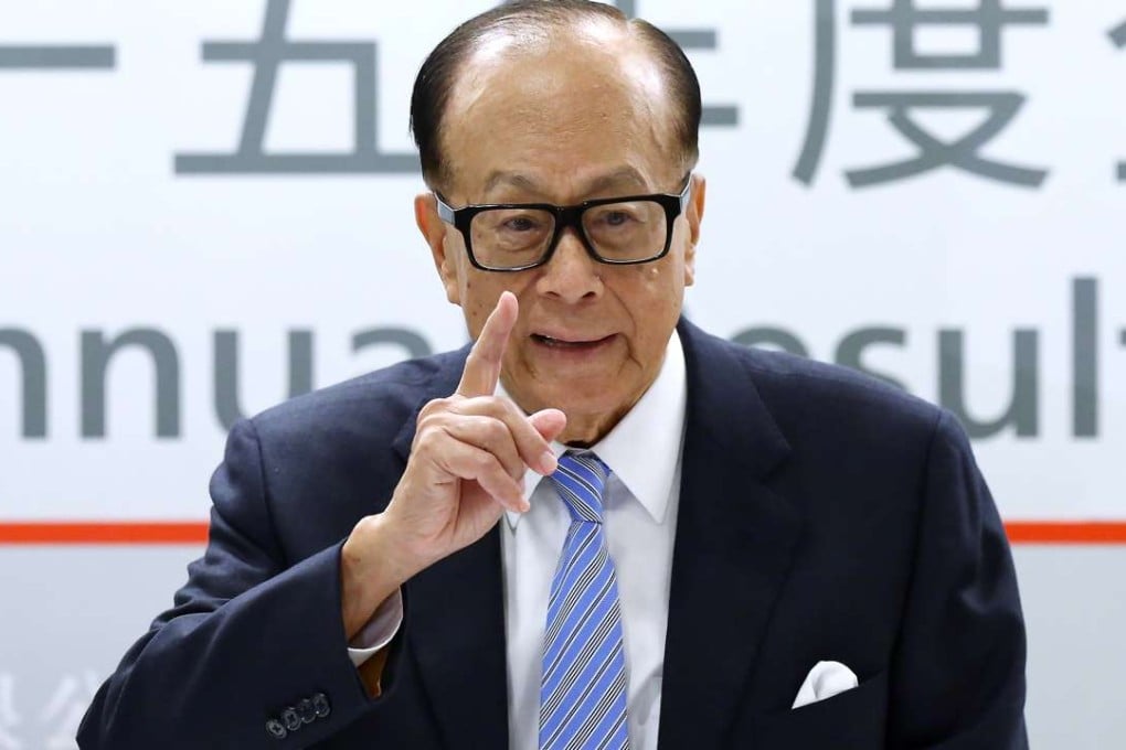 Li Ka-shing sees long term value in Postal Savings Bank of China shares. Photo: Sam Tsang