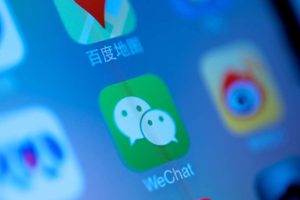 Popular accounts often accumulate tens of thousands of views and likes on each article posted, and readership numbers have become a yardstick for how popular or successful a public account is. Photo: Alamy Stock Photo