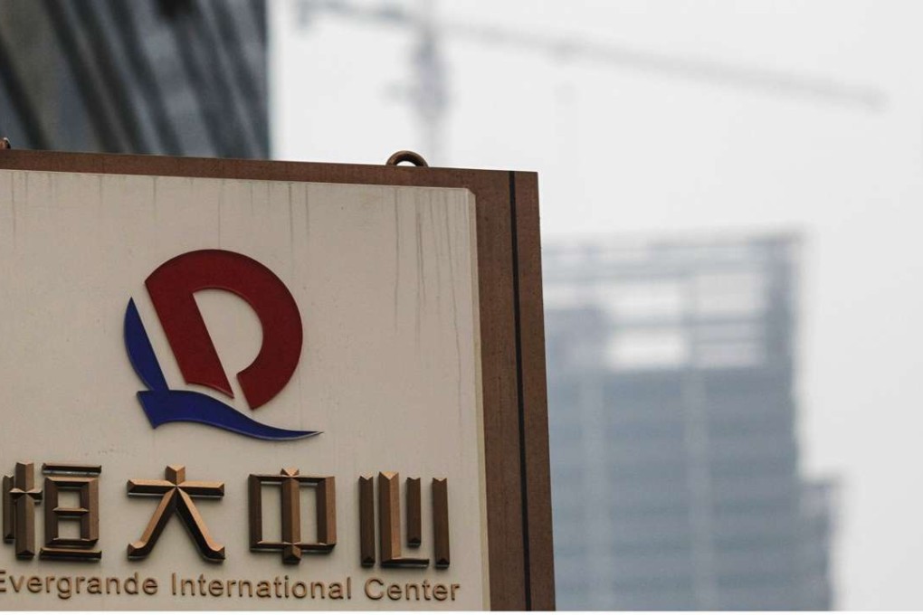 Hong Kong-listed China Evergrande Group is bringing its core property business back to the mainland Chinese stock market through the acquisition of a Shenzhen listed developer. Photo: Reuters