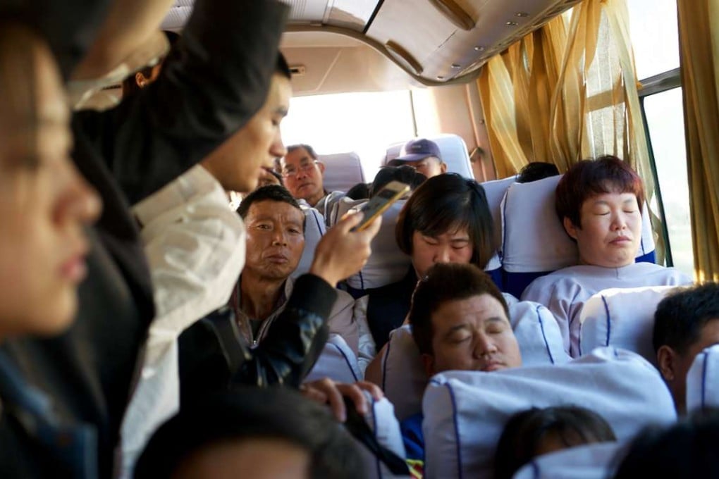 A crowded bus in Hebei. Some in the province’s Guan are commuting 50km a day to Beijing. Photo: Tom Wang