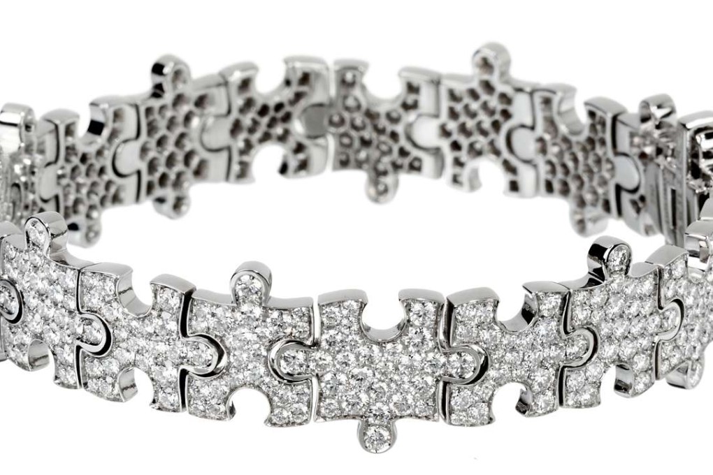 White gold diamond bracelet from Akillis’ Puzzle collection.