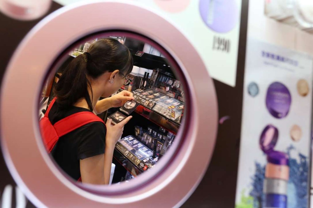 Microplastics aremost commonly found in cosmeticsnot just cleansers and scrubs too, and not just in scrubs and cleansers. Photo: Nora Tam