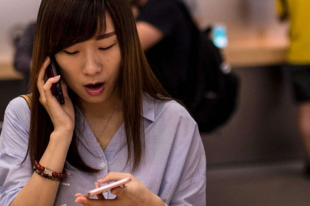 Counterpoint estimated that total smartphone shipments on the mainland crossed 120 million units in the third quarter. Photo: AFP