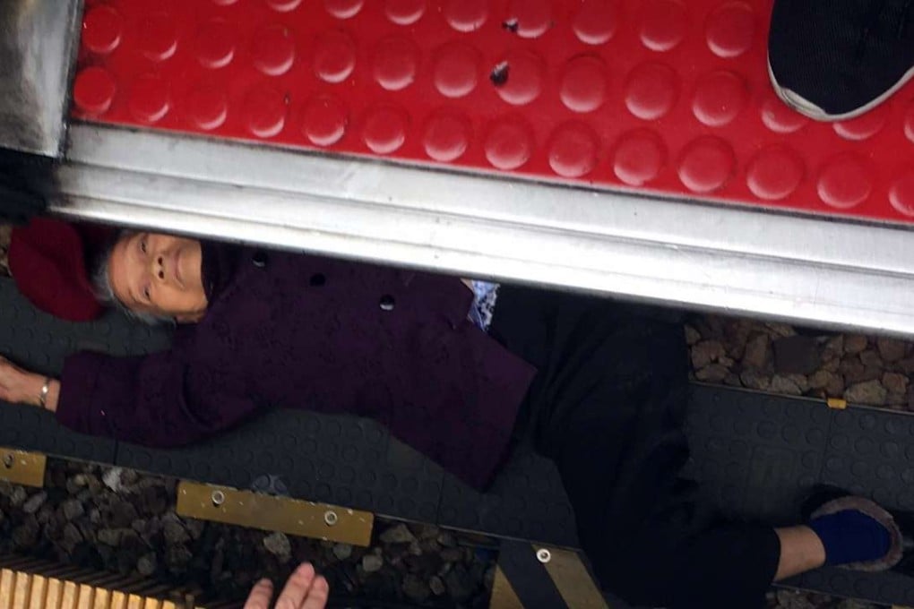 An elderly woman fell to the track at Lo Wu MTR station on Monday. Photo: SCMP Pictures
