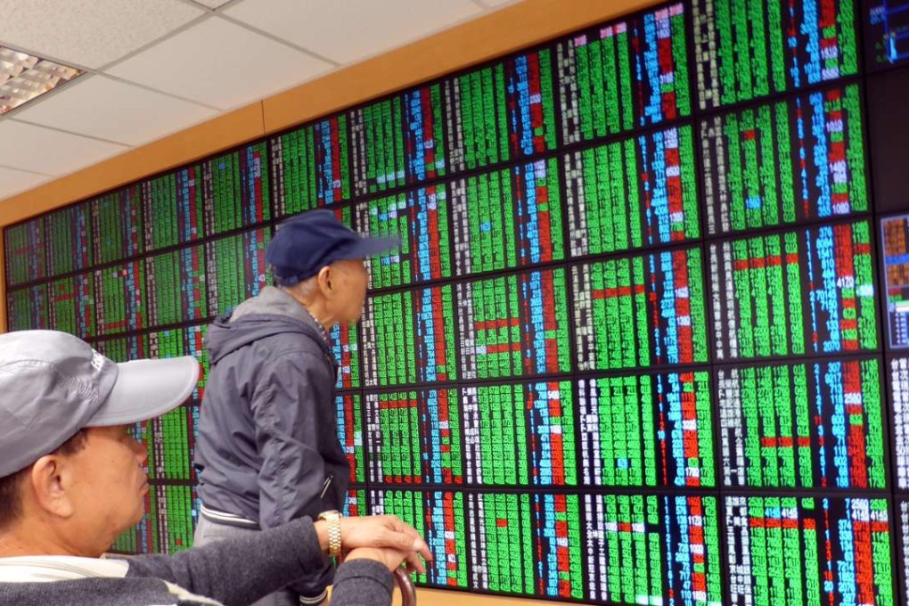 Negative economic consequences of a A Trump administration will likely have a negative impact upon Asia, with export-reliant China and Hong Kong particulary at risk. Investors monitor stock price movements in Taipei on November 9, 2016. Photo: EPA