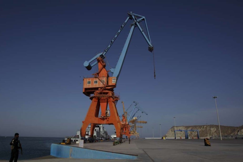 In this April photo, Pakistan Navy personnel patrol Gwadar port. Pakistan's top leaders opened a new international trade route on Sunday from the newly built port. Photo: AP
