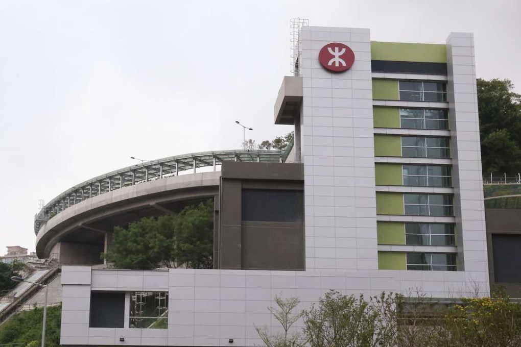 The Ho Man Tin station is quite deep. Photo: Jonathan Wong