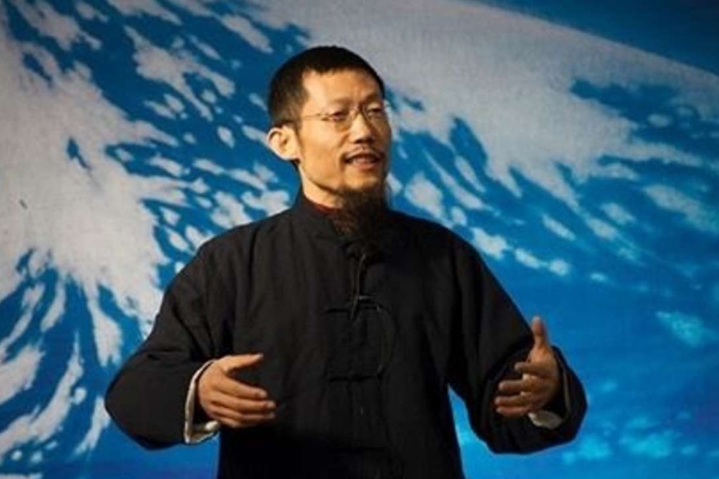 Slapping therapy advocate Hongchi Xiao has reportedly been arrested over the death of a British patient who underwent the treatment. Photo: Facebook