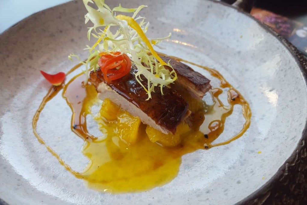 Canard a l’orange at a Chine.