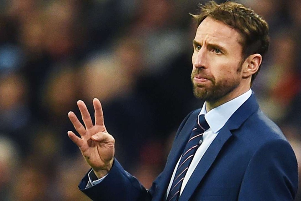 England's manager Gareth Southgate gestures to his players during their international friendly soccer match against Spain at Wembley Stadium in London, Britain, 15 November 2016. EPA/ANDY RAIN