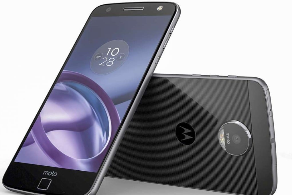 Review: Lenovo's Moto Z smartphone – pricey add-ons a