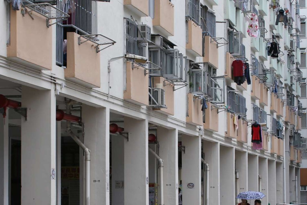 The Audit Commission ­recommended that the Housing Department step up the access rate of its ­inspectors by imposing penalties on tenants who ­remained ­uncooperative. Photo: Felix Wong