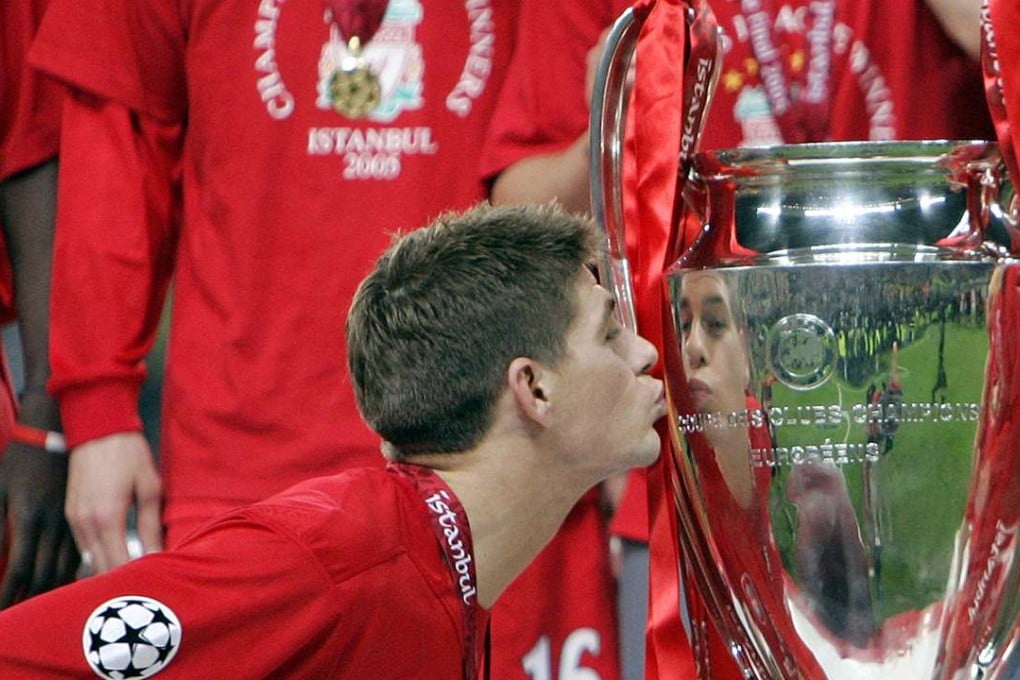 Steven Gerrard kisses the Champions League trophy after Liverpool’s victory over AC Milan in the 2005 final. Photo: AP