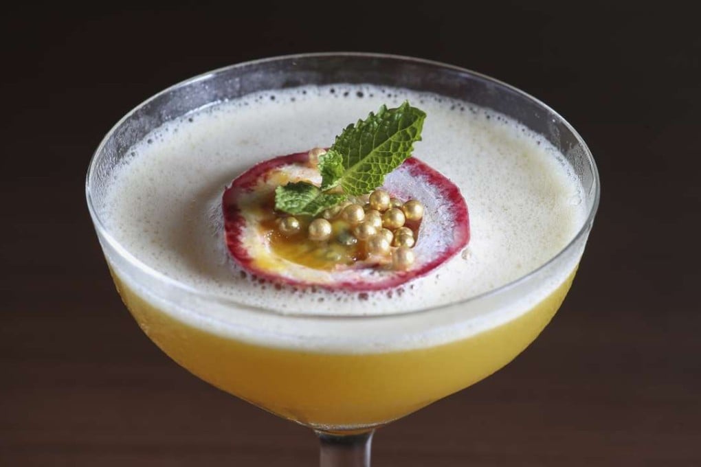 I'm Hallucinated, with rum, fermented honey, spice, citrus, and passion fruit at Mirage Bar. Photos: K.Y. Cheng