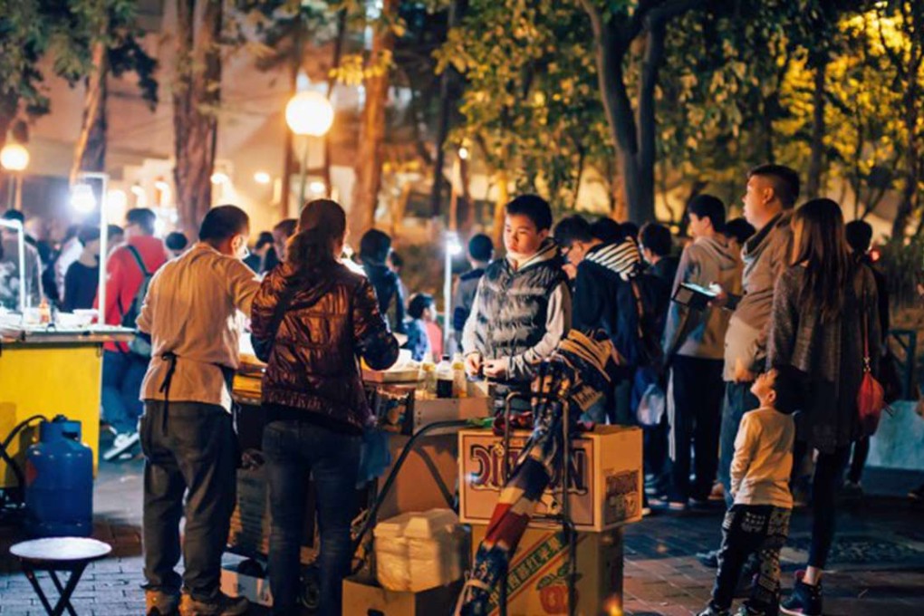 Groups are asking for more hawker sites to be set up for Lunar New Year. Photo: SCMP Pictures