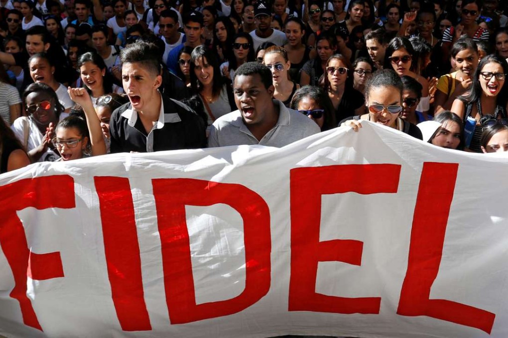 Students of Havana University pay tribute to Fidel Castro. Photo: Reuters