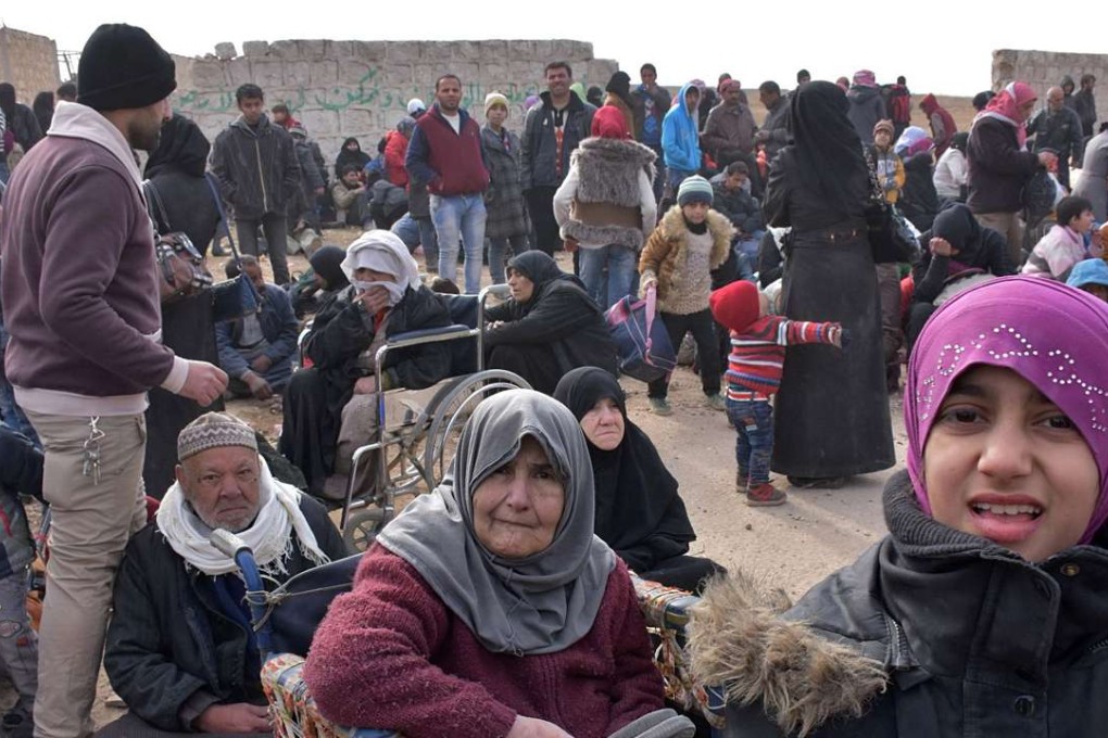 Syrian families are fleeing from various eastern districts of Aleppo. Photo: AFP