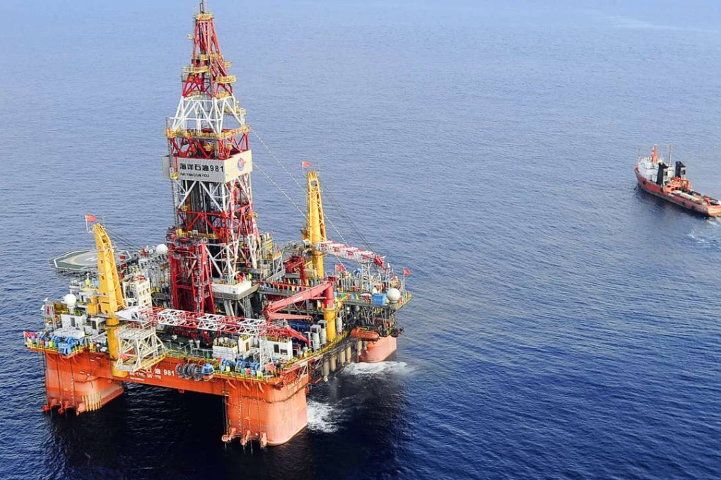 Oil-rig makers have fired thousands of workers in the past two years and have been planning more cuts amid weak demand for equipment. Photo: Xinhua