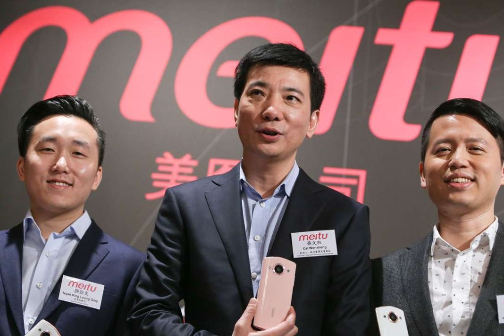 From left to right: Meitu executives Gary Ngan King-leung, chief financial officer; Cai Wensheng, founder and chairman; and Wu Xinhong, founder and CEO attend its IPO press conference. Photo: Dickson Lee