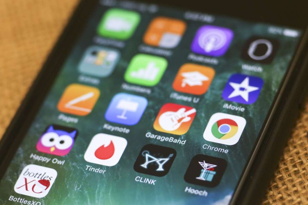 Get the best out of the city’s bars by downloading apps such as Happy Owl and Clink. Photo: May Tse