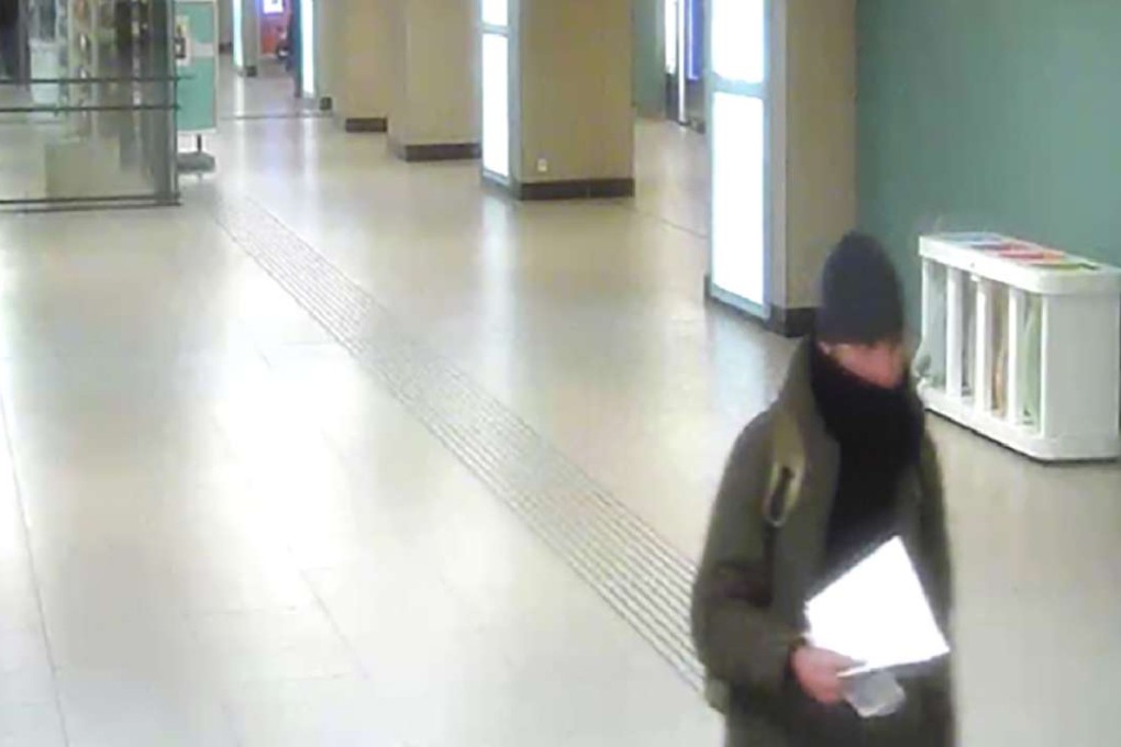 This CCTV screenshot released on January 4 by the Belgian Federal Police shows Berlin truck-attack suspect Anis Amri walking in the Brussels-North train station on December 21, two days after the attack. Photo: Reuters