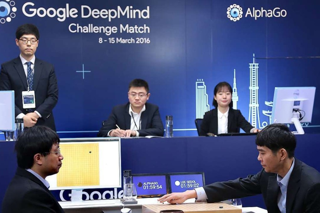 Google’s artificial intelligence bot DeepMind squared off against South Korea Go player Lee Se-dol (right) and eventually won. This photo shows the fourth showdown between the players during a challenge head in Seoul on March 13, 2016. Photo: Google