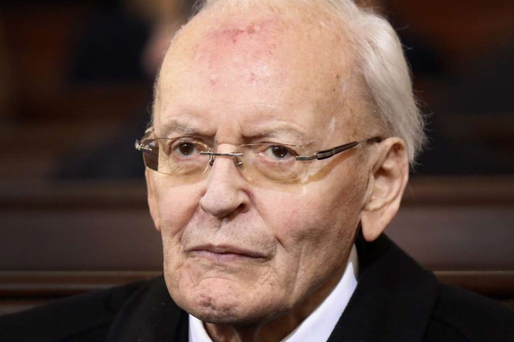 Former German President Roman Herzog during the funeral of late German chancellor Helmut Schmidt in Hamburg. Photo: EPA