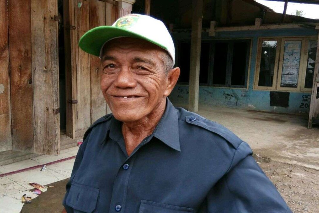 Pak Teguh has been working on the banks of the Musi River since 1970 when he was only 18 years old. Photo: Karim Raslan