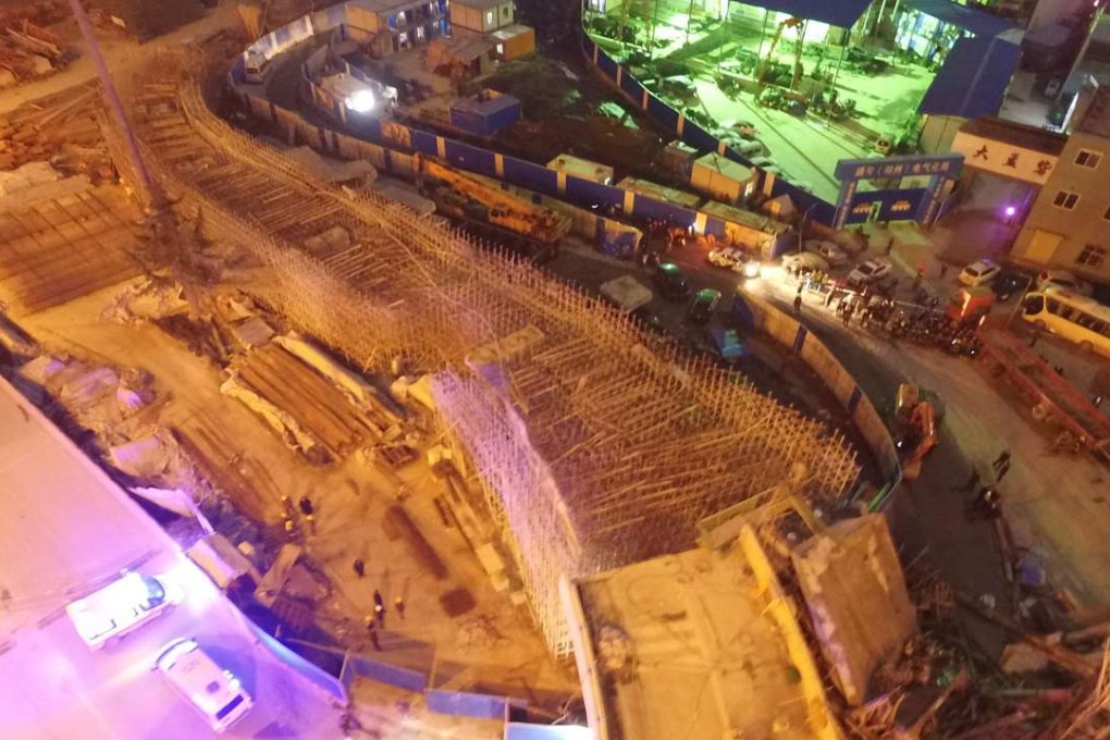 The accident scene after the viaduct collapsed at the intersection of two roads in Zhengzhou, capital city of Henan province, on Thursday. Photo: Xinhua