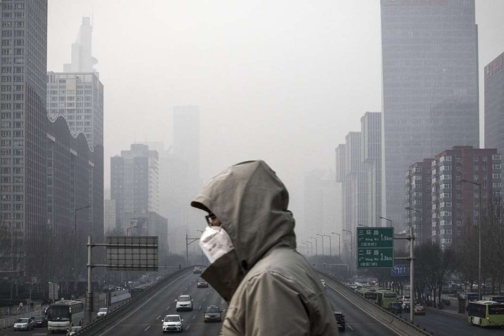 A file picture of chocking smog in Beijing earlier this month. Photo: Bloomberg